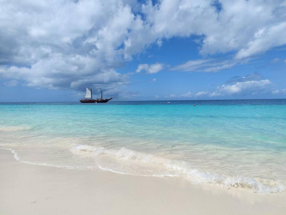 Aruba Family Oasis 2Br Pool 3Min Walk To Eagle Beach Palm Beach Bagian luar foto